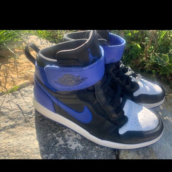 Air Jordan 1 High FlyEase 'Hyper Royal' Sz 9 - Picture 1 of 11